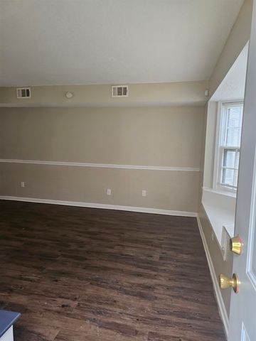 5197 FLOWERING PEACH DR # 5197, Memphis, TN 38115