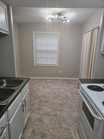 5197 FLOWERING PEACH DR # 5197, Memphis, TN 38115