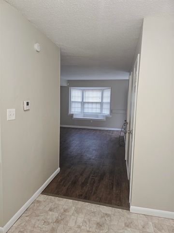 5197 FLOWERING PEACH DR # 5197, Memphis, TN 38115