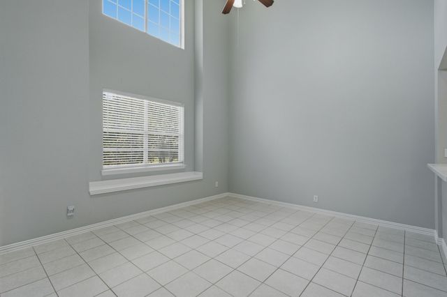 2202 Sandshell Street, Bedford, TX 76021