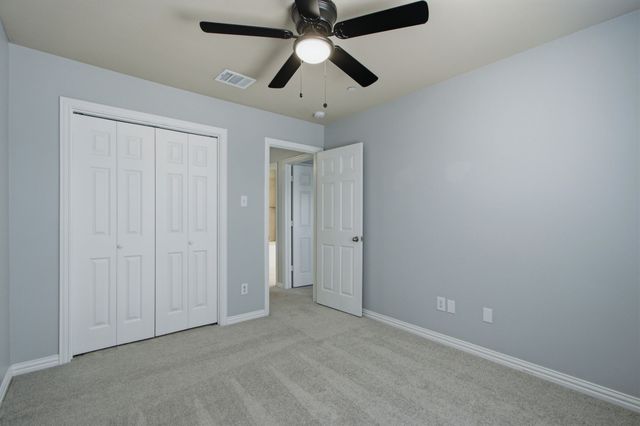 2202 Sandshell Street, Bedford, TX 76021