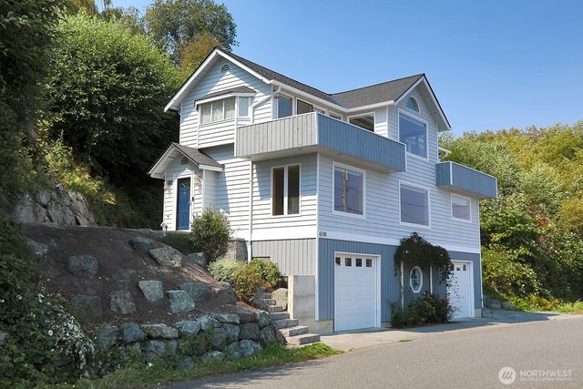 6598 Columbia Beach Dr., Clinton, WA 98236