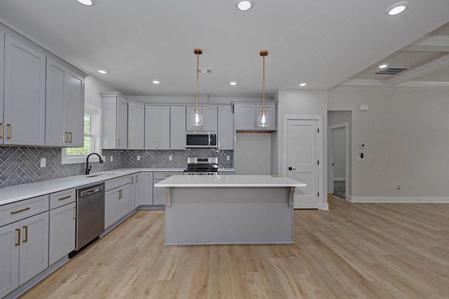 5318 Lakeshore, Columbus, GA 31907