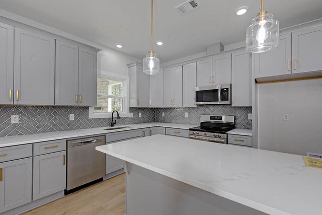 5318 Lakeshore, Columbus, GA 31907