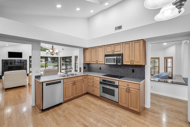 21874 Town Place Drive 21874, Boca Raton, FL 33433
