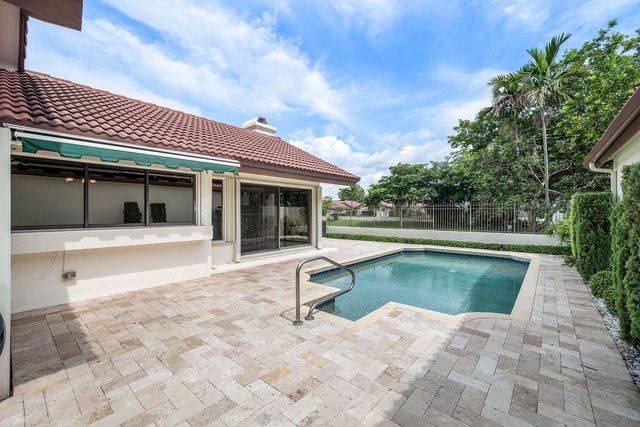 21874 Town Place Drive 21874, Boca Raton, FL 33433