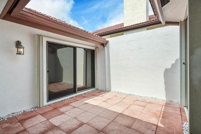 21874 Town Place Drive 21874, Boca Raton, FL 33433