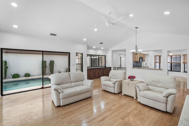 21874 Town Place Drive 21874, Boca Raton, FL 33433