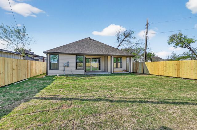1930 Houston Street, Grand Prairie, TX 75050