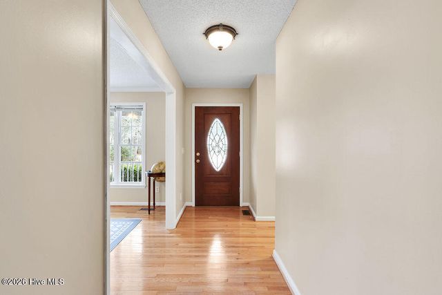 24 Queens Grant Circle SW, Shallotte, NC 28470