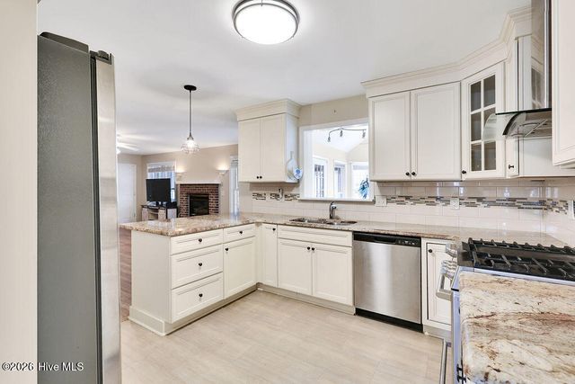 24 Queens Grant Circle SW, Shallotte, NC 28470