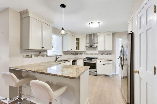 24 Queens Grant Circle SW, Shallotte, NC 28470