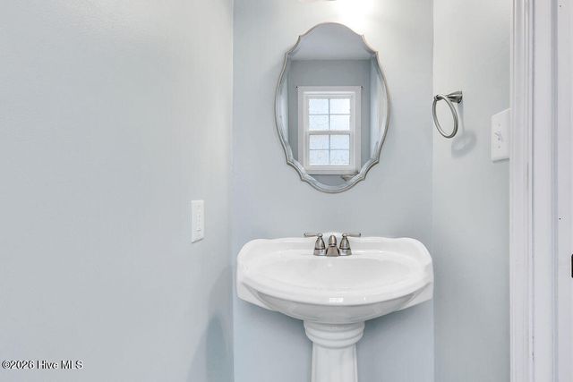 24 Queens Grant Circle SW, Shallotte, NC 28470