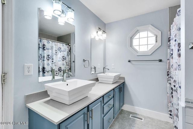 24 Queens Grant Circle SW, Shallotte, NC 28470