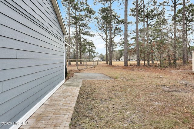 24 Queens Grant Circle SW, Shallotte, NC 28470