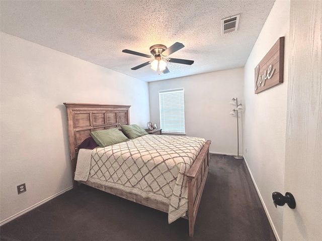700 Hummingbird Trail, Saginaw, TX 76131