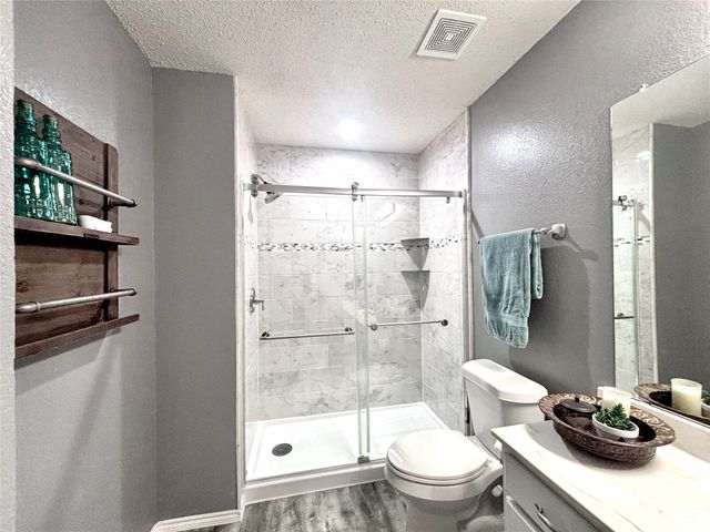700 Hummingbird Trail, Saginaw, TX 76131