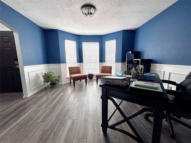 700 Hummingbird Trail, Saginaw, TX 76131