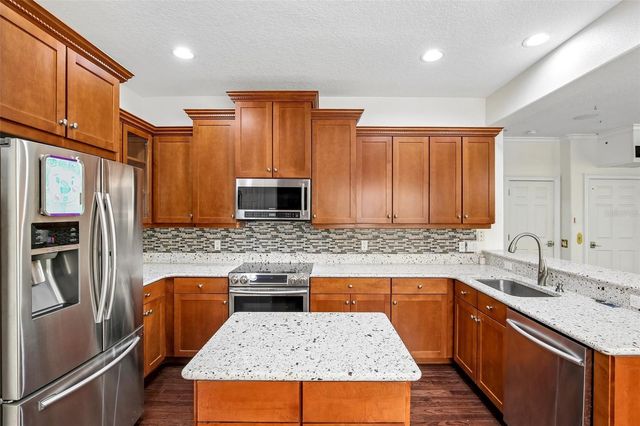 6223 ANHINGA PLACE, Tampa, FL 33615