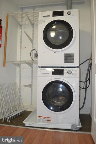 3947 VALLEY RIDGE DR, Fairfax, VA 22033