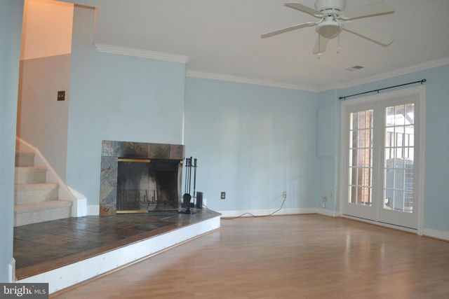 3947 VALLEY RIDGE DR, Fairfax, VA 22033