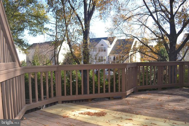 3947 VALLEY RIDGE DR, Fairfax, VA 22033