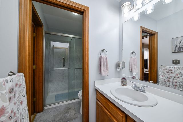 2268 Salisbury Drive, Naperville, IL 60565