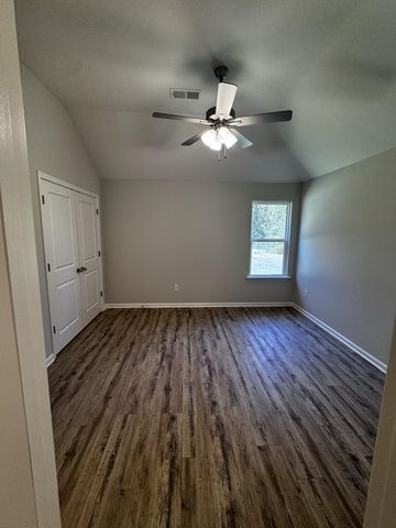 5249 ZODIAC RD, Memphis, TN 38118