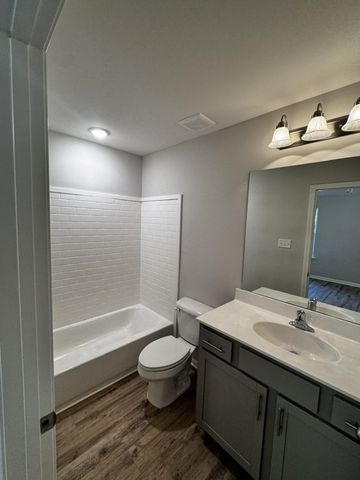 5249 ZODIAC RD, Memphis, TN 38118