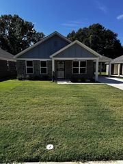 5249 ZODIAC RD, Memphis, TN 38118