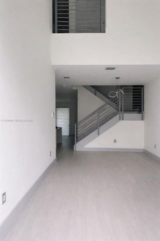 7220 NW 103rd Path, Doral, FL 33178