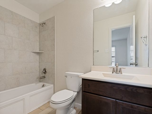 120 Rain Cloud Drive, Waxahachie, TX 75165