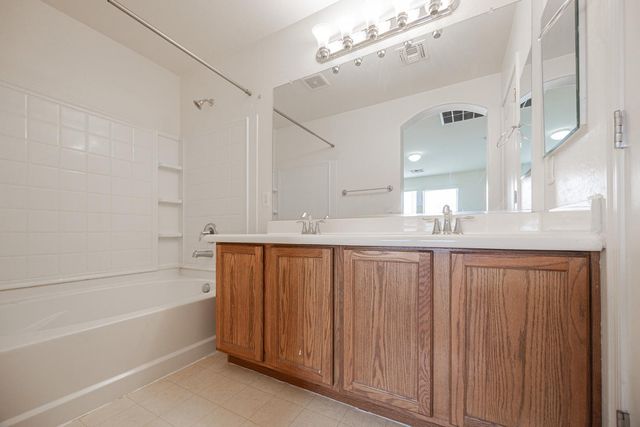 2032 N 78th Glen, Phoenix, AZ 85035