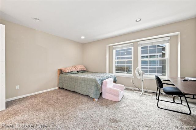 6622 Fieldstone Court, West Bloomfield, MI 48322