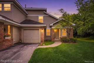 6622 Fieldstone Court, West Bloomfield, MI 48322