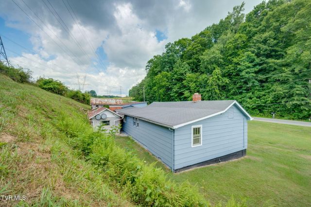222 Smith Hollow Road, Church Hill, TN 37642