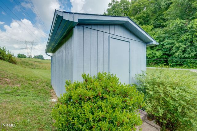 222 Smith Hollow Road, Church Hill, TN 37642
