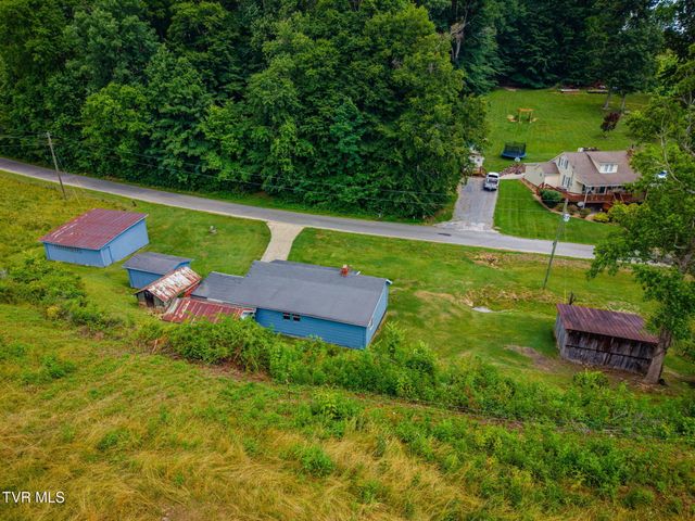 222 Smith Hollow Road, Church Hill, TN 37642