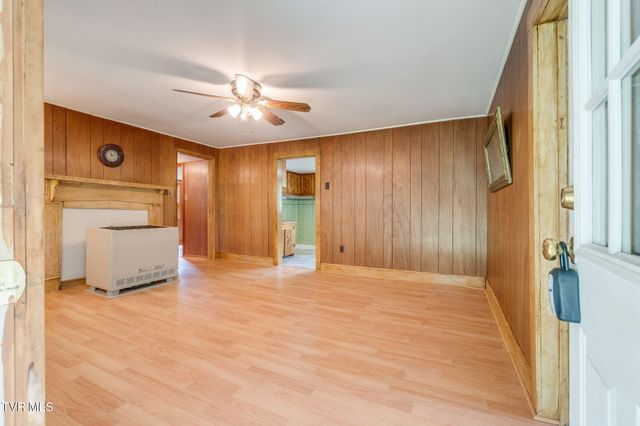 222 Smith Hollow Road, Church Hill, TN 37642
