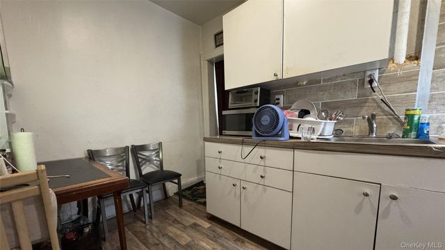 8A Brighton 10th Court, Brooklyn, NY 11223