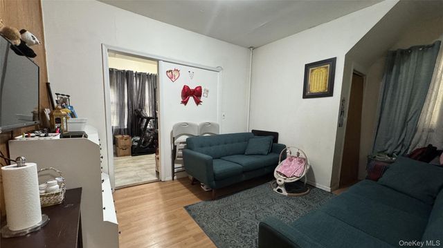 8A Brighton 10th Court, Brooklyn, NY 11223