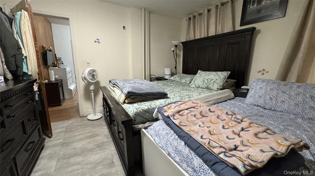 8A Brighton 10th Court, Brooklyn, NY 11223