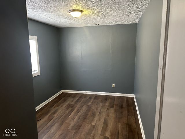 6189-6191 Nimitz Drive, Indianapolis, IN 46219