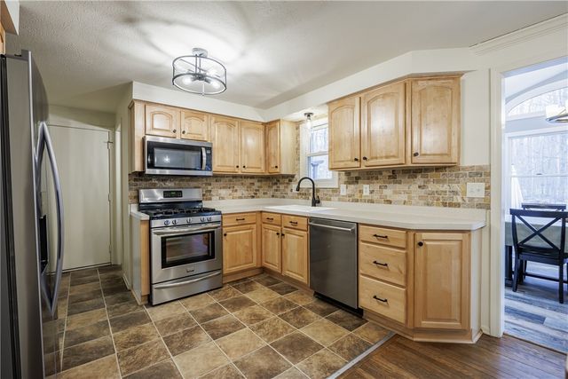 1082 Everwild View, Webster, NY 14580
