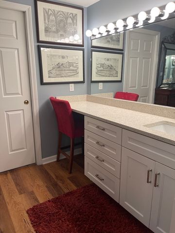 100 Ledgewood Dr 410, Stoneham, MA 02180