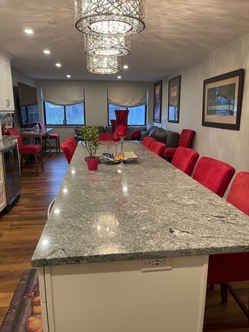 100 Ledgewood Dr 410, Stoneham, MA 02180