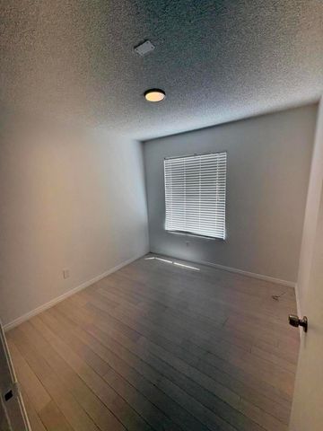 2339 Lillyvale Avenue 154, Los Angeles, CA 90032