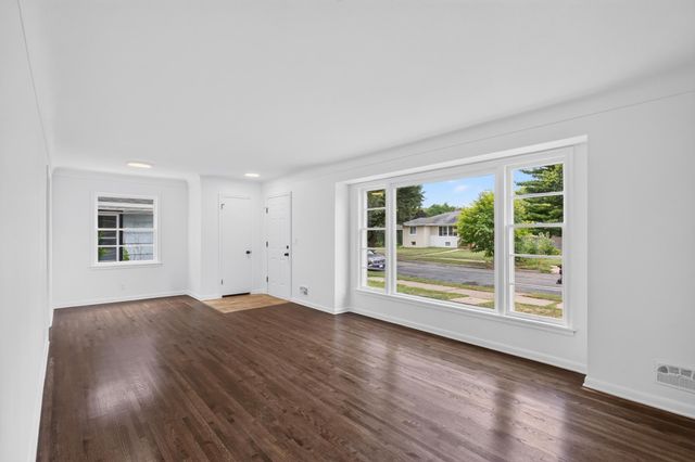 4205 16th Avenue S, Minneapolis, MN 55407