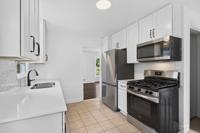4205 16th Avenue S, Minneapolis, MN 55407