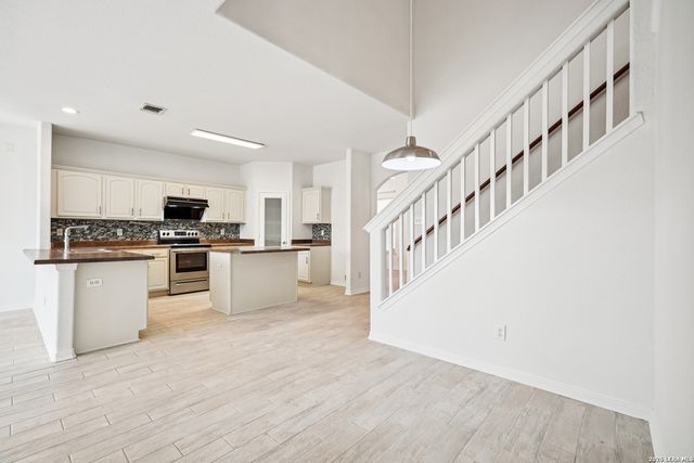 9907 Mill Path, San Antonio, TX 78254